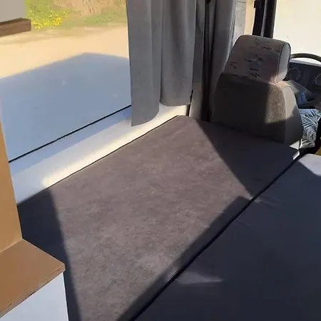 Unique Minibus Tiny אוהל מפואר *